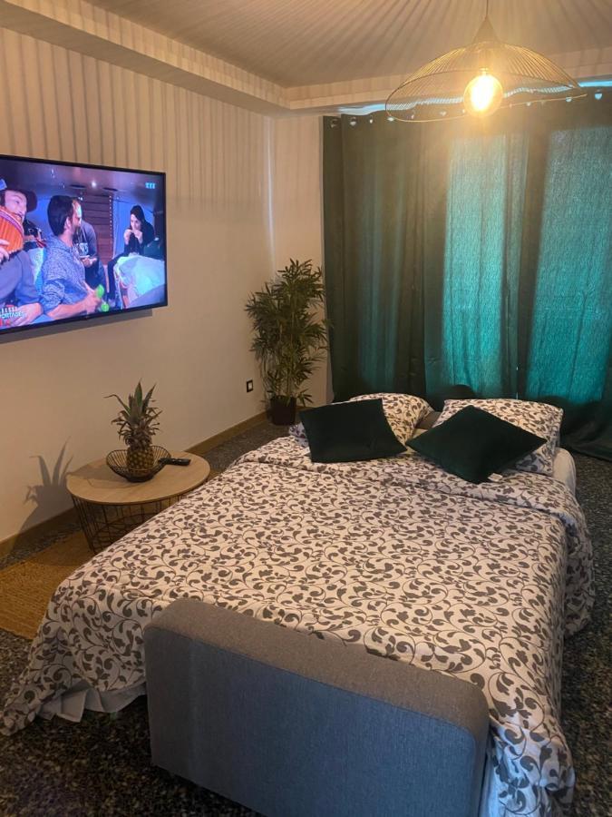 SALOU : SPACIEUX APPARTEMENT 100 M2 vue sur mer Extérieur photo
