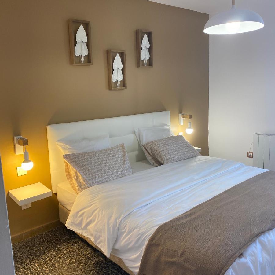SALOU : SPACIEUX APPARTEMENT 100 M2 vue sur mer Extérieur photo